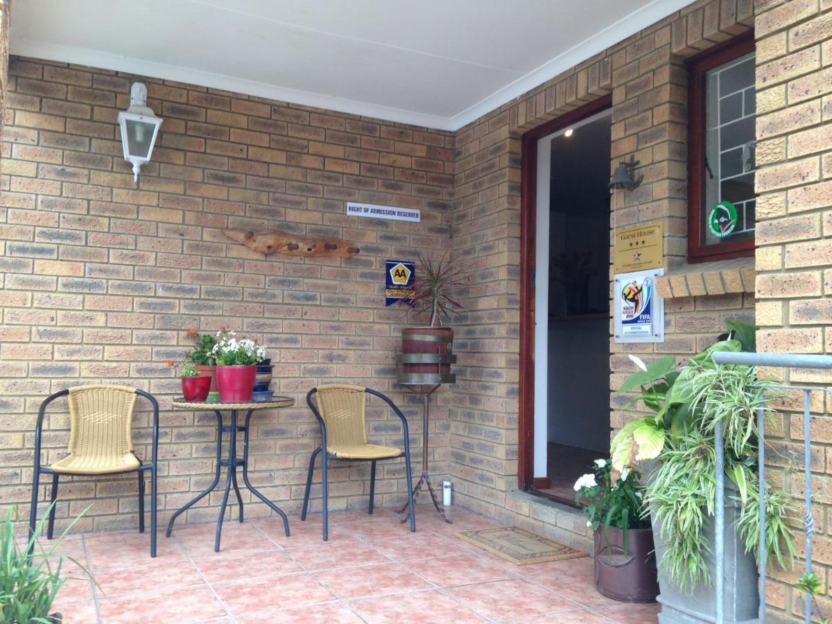 Blue Fern Of Knysna Acomodação com café da manhã Exterior foto